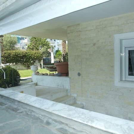 شقة A Majestic Elegant House With A Garden Peraía المظهر الخارجي الصورة