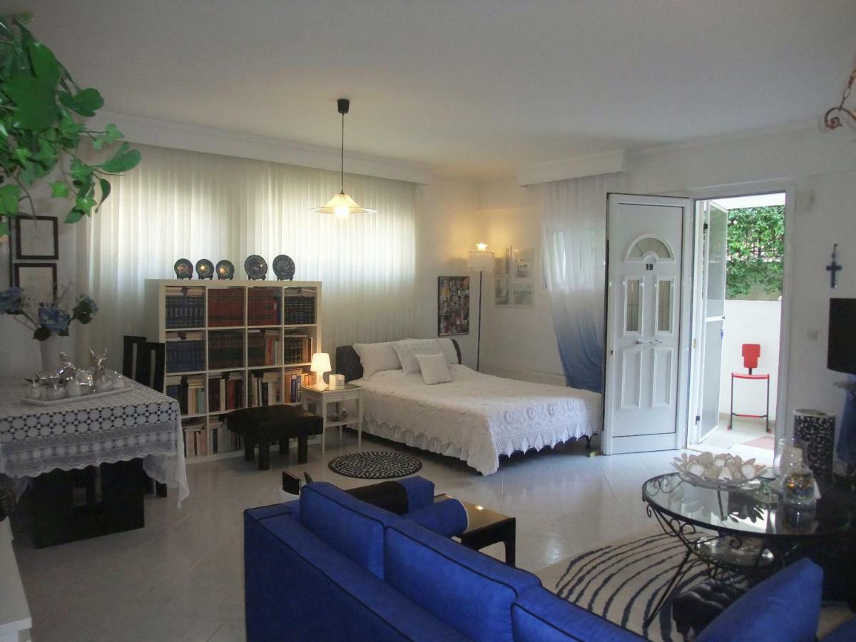 شقة A Majestic Elegant House With A Garden Peraía المظهر الخارجي الصورة